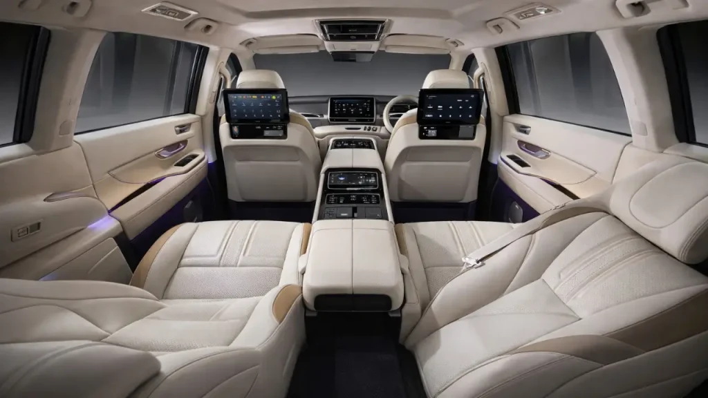 Toyota Century Interior Comfort 